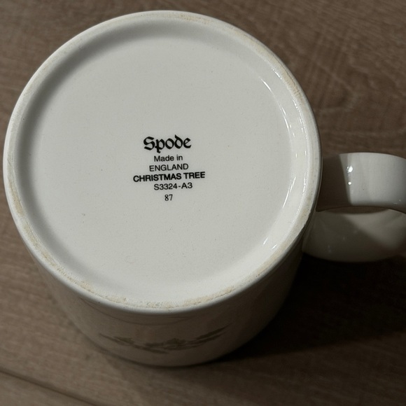 Spode England Christmas Tree Mug Small 3.25” Tall 3” Dia Green & Cream Xmas - Picture 9 of 10